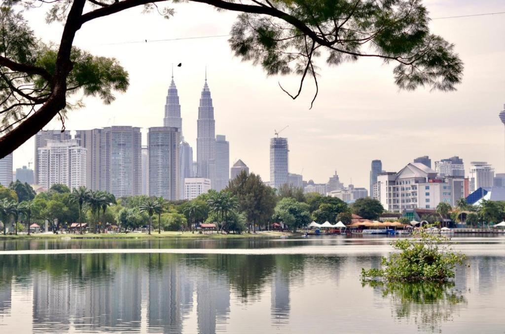 Oyo 126 Rae Hotel Kuala Lumpur Bagian luar foto